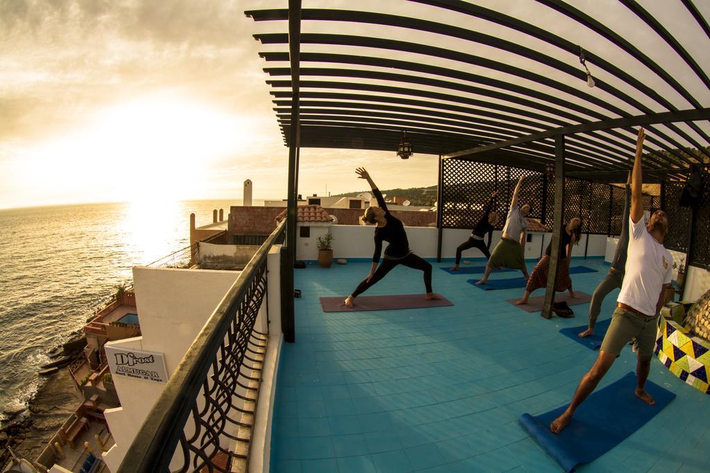 نزل تغازوتفي Dfrost Almugar Surf And Yoga المظهر الخارجي الصورة